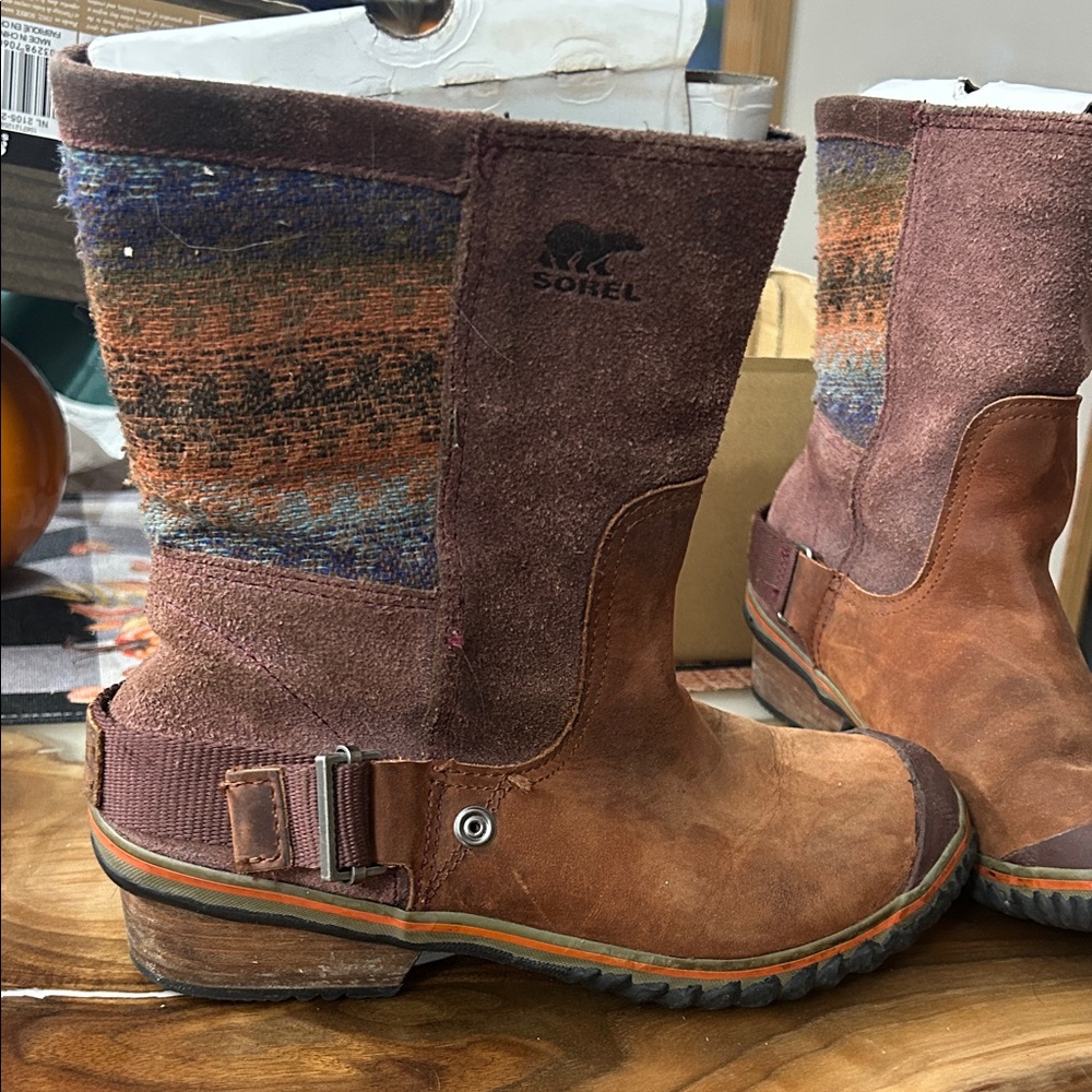 Sorel Brown and Patterned Suede Boots